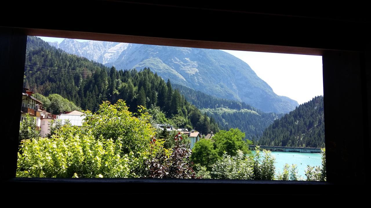 Albergo Meuble Victoria Auronzo di Cadore Exterior photo