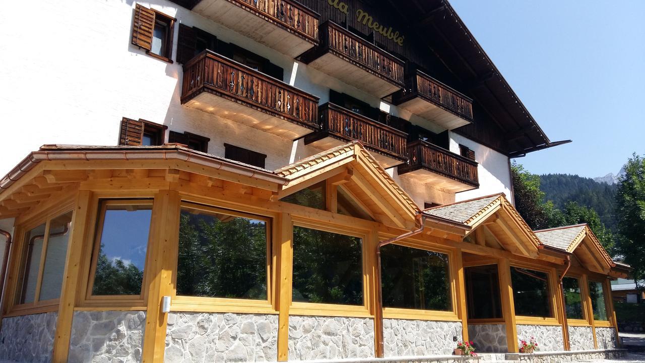 Albergo Meuble Victoria Auronzo di Cadore Exterior photo