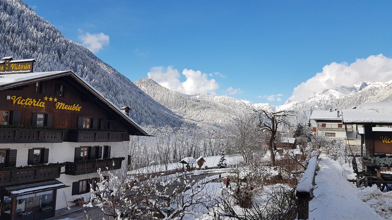 Albergo Meuble Victoria Auronzo di Cadore Exterior photo